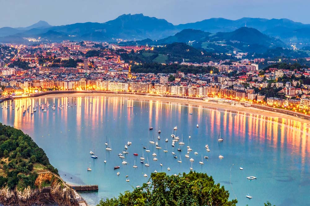 tobacco san sebastian 8 Fun Things To Do in San Sebastián at Night