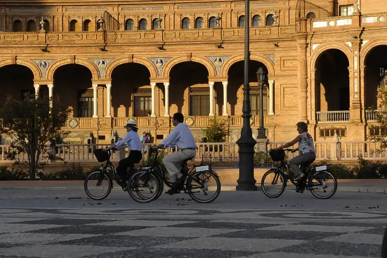 Bike tour in Seville