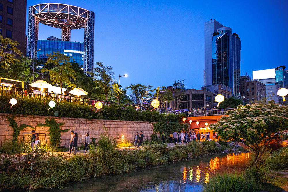 The 12 most romantic things to do in Seoul for couples