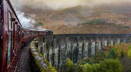 Découvrez 10 magnifiques voyages en train en Écosse