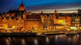 Gdańsk nocą: 8 ciekawych przygód po zmroku