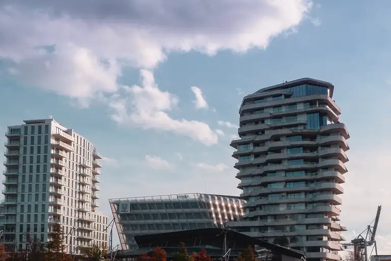 Sample international appetizers in the HafenCity