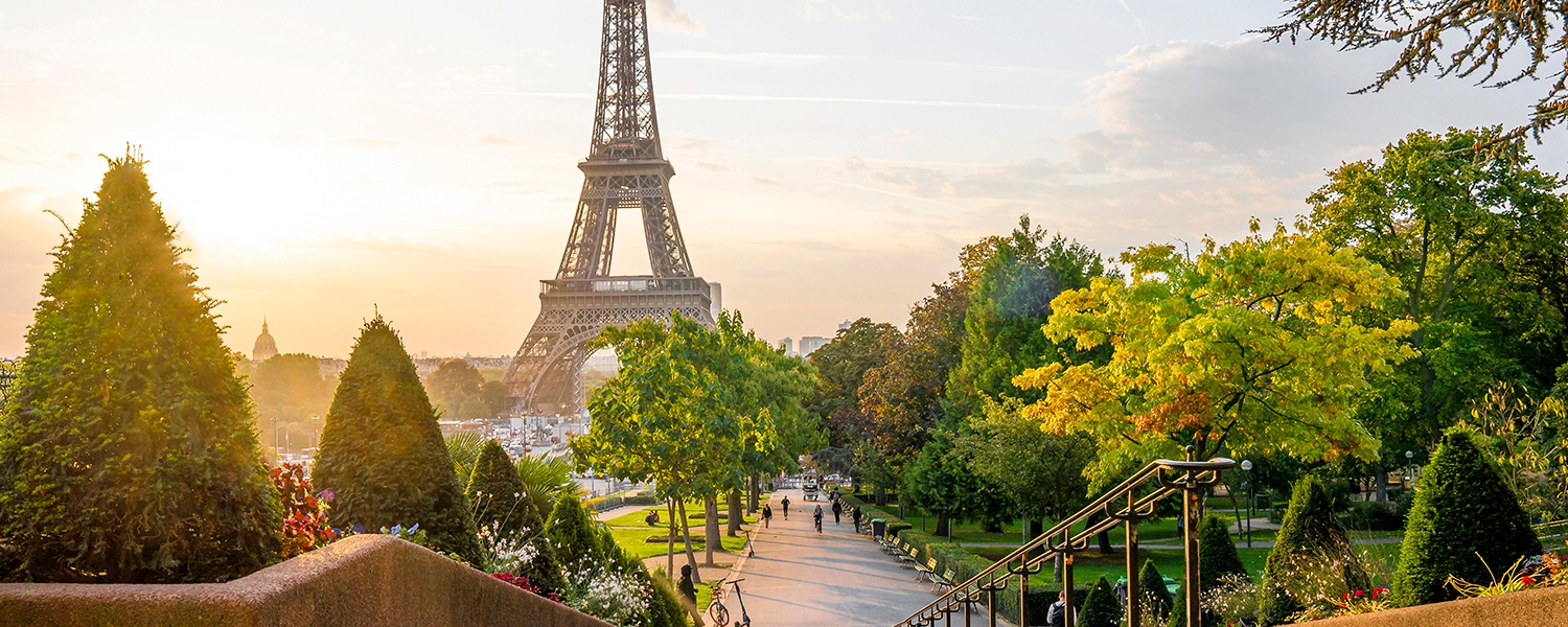 18 locations where you can recreate the world of Emily in Paris