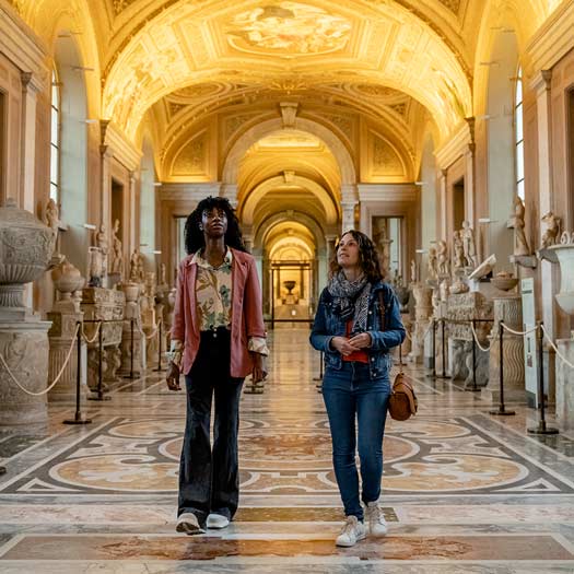 Vatican-Museums-2022-(Q2)-Originals----048_Unforgettable_moments_LP-MWeb_LP-App_Portrait.jpg