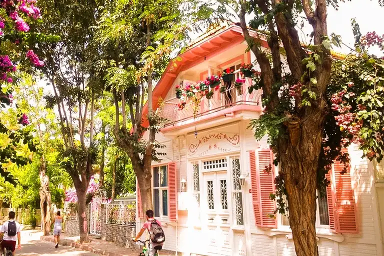 Unearth the tranquility of love on the Prince's