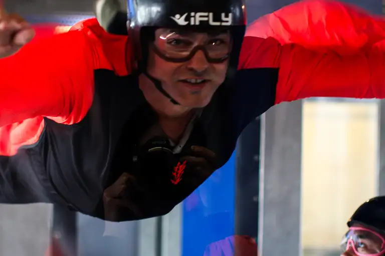 S'amuser à iFLY Indoor Skydiving