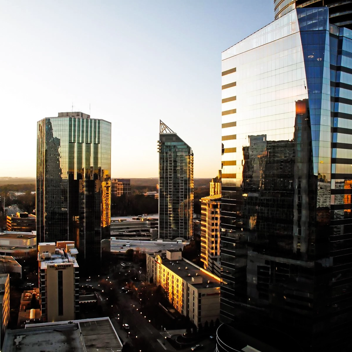 5 Iconic Atlanta Locations for Memorable Couples Photos