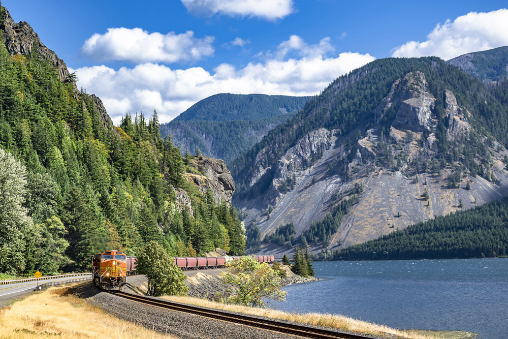 Fall in Oregon: 8 Best Places to Visit