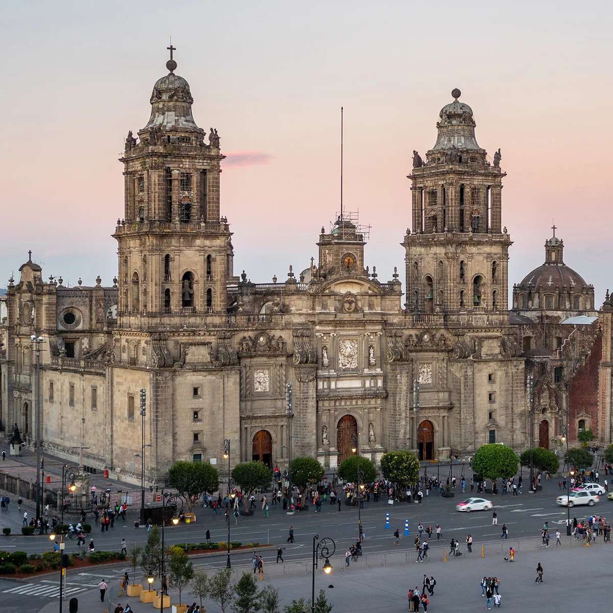 13 Must Visit Famous Landmarks In Mexico City 13-must-visit-famous-landmarks-in-mexico-city