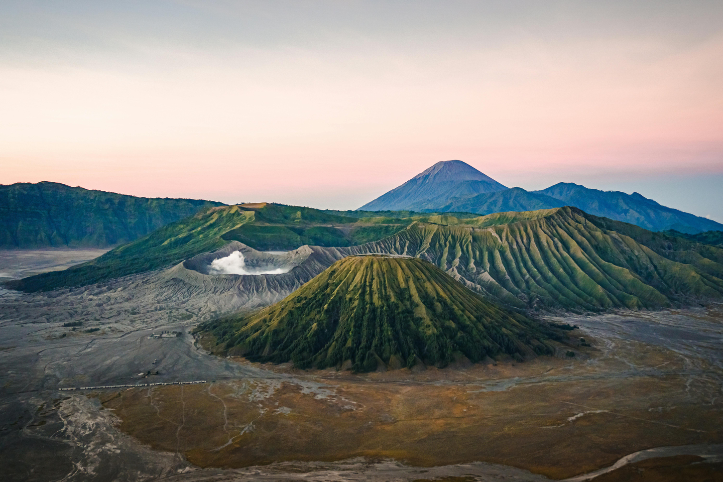 Good Volcano 12 Amazing Volcano Hikes Around The World