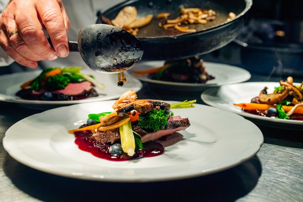 A comida mais saborosa de Bordeaux: 10 pratos locais imperdíveis, image size:1440x811