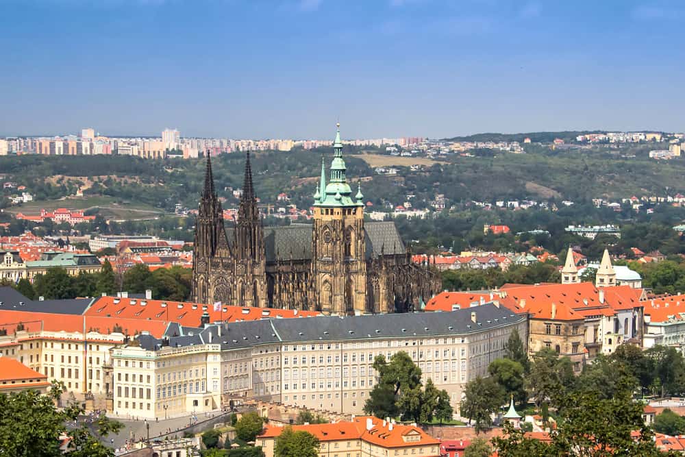 Persgue Tips for Visiting Prague Castle