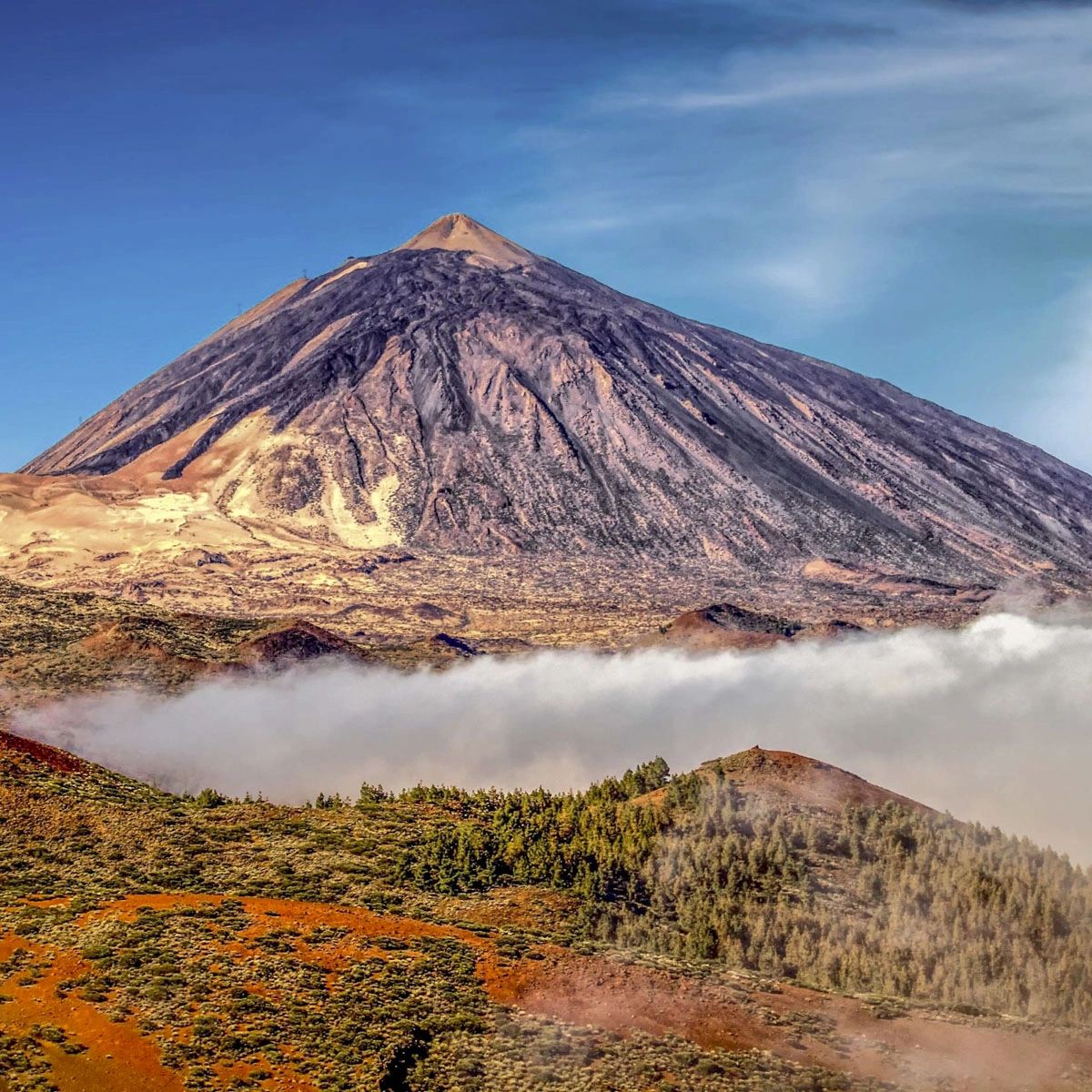 12 amazing volcano hikes around the world