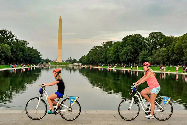 Journey through time on a monuments and memorials bike tour