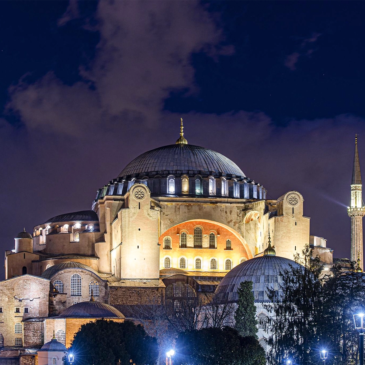 The 10 top things to do in Istanbul at night