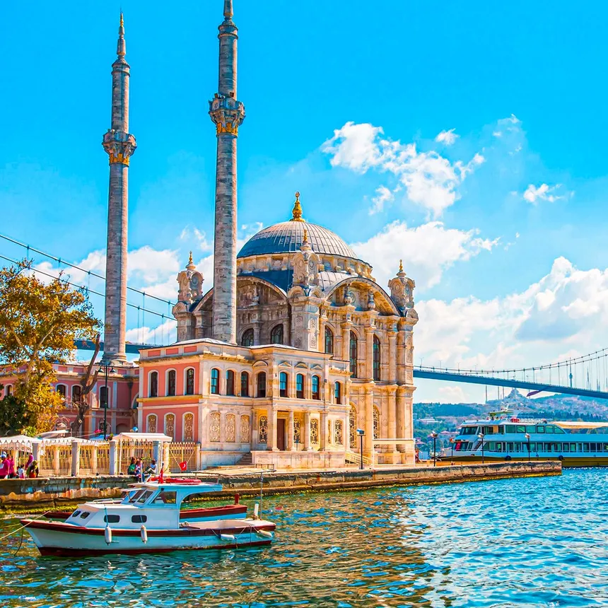 The 18 best places to visit in Istanbul for history fans