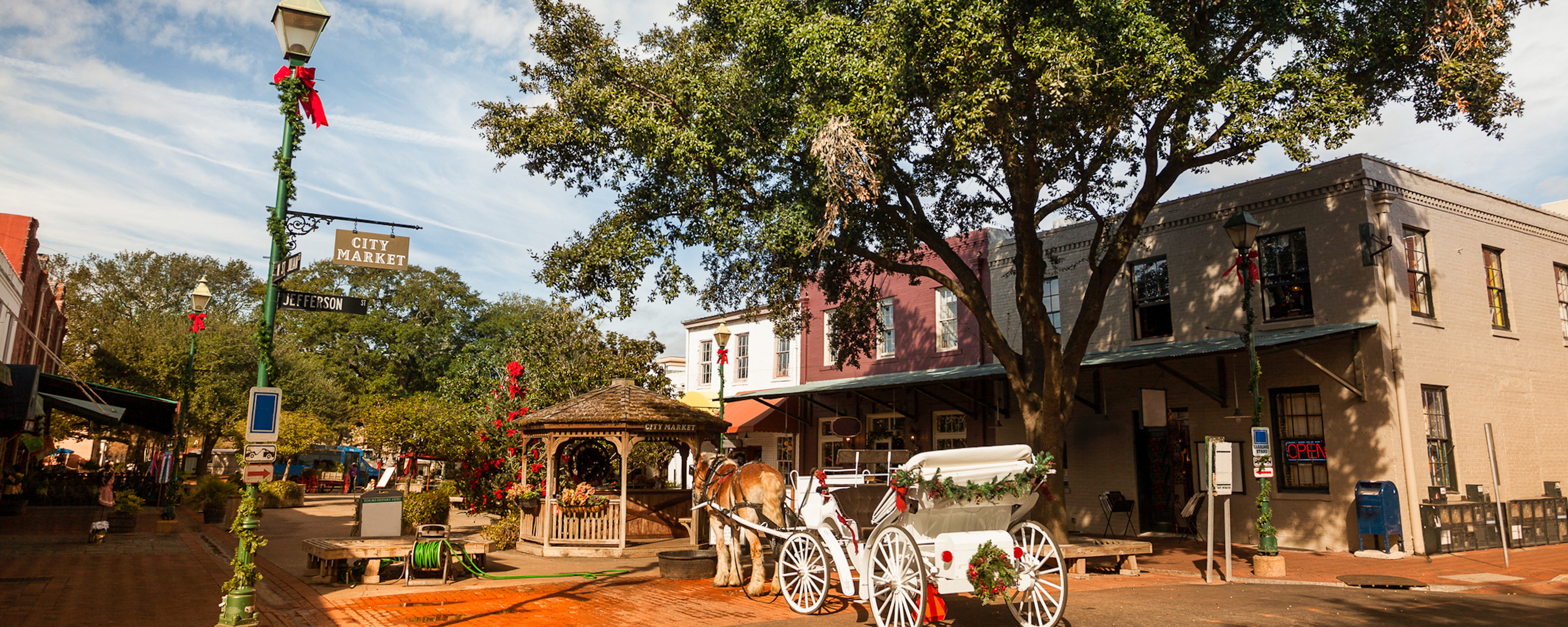 Best neighborhoods in Savannah to get a feel for the city
