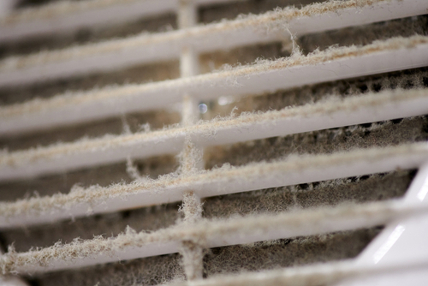 How to tell if your air ducts need cleaning