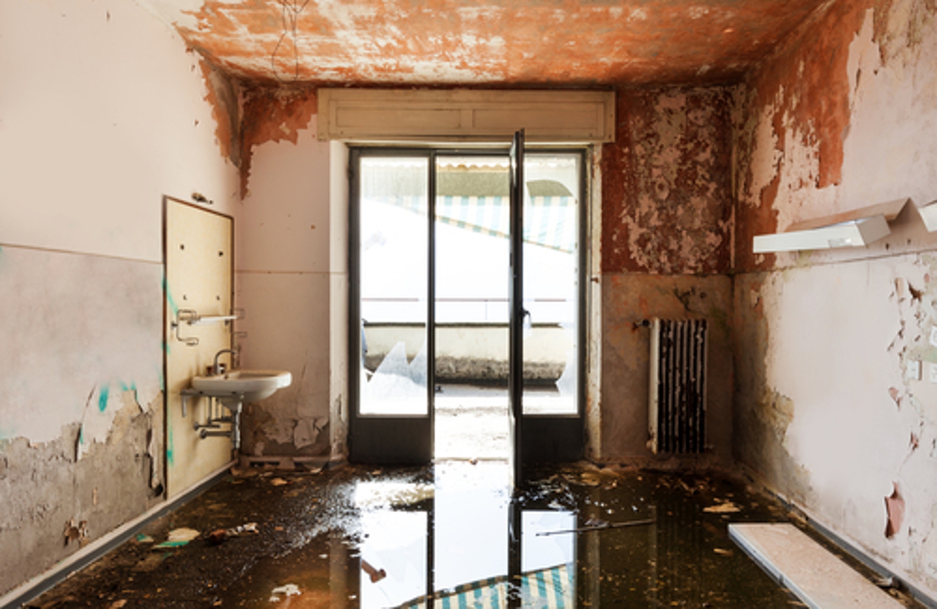 For water damage restoration near you, call SERVPRO. We are available 24/7, including weekends and holidays for flood damage, emergency water removal, and cleanup. 