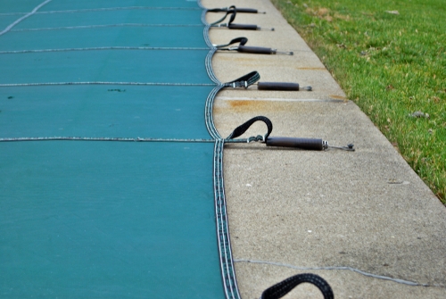 How to Clean Your Automatic Pool Cover - CoverSafe