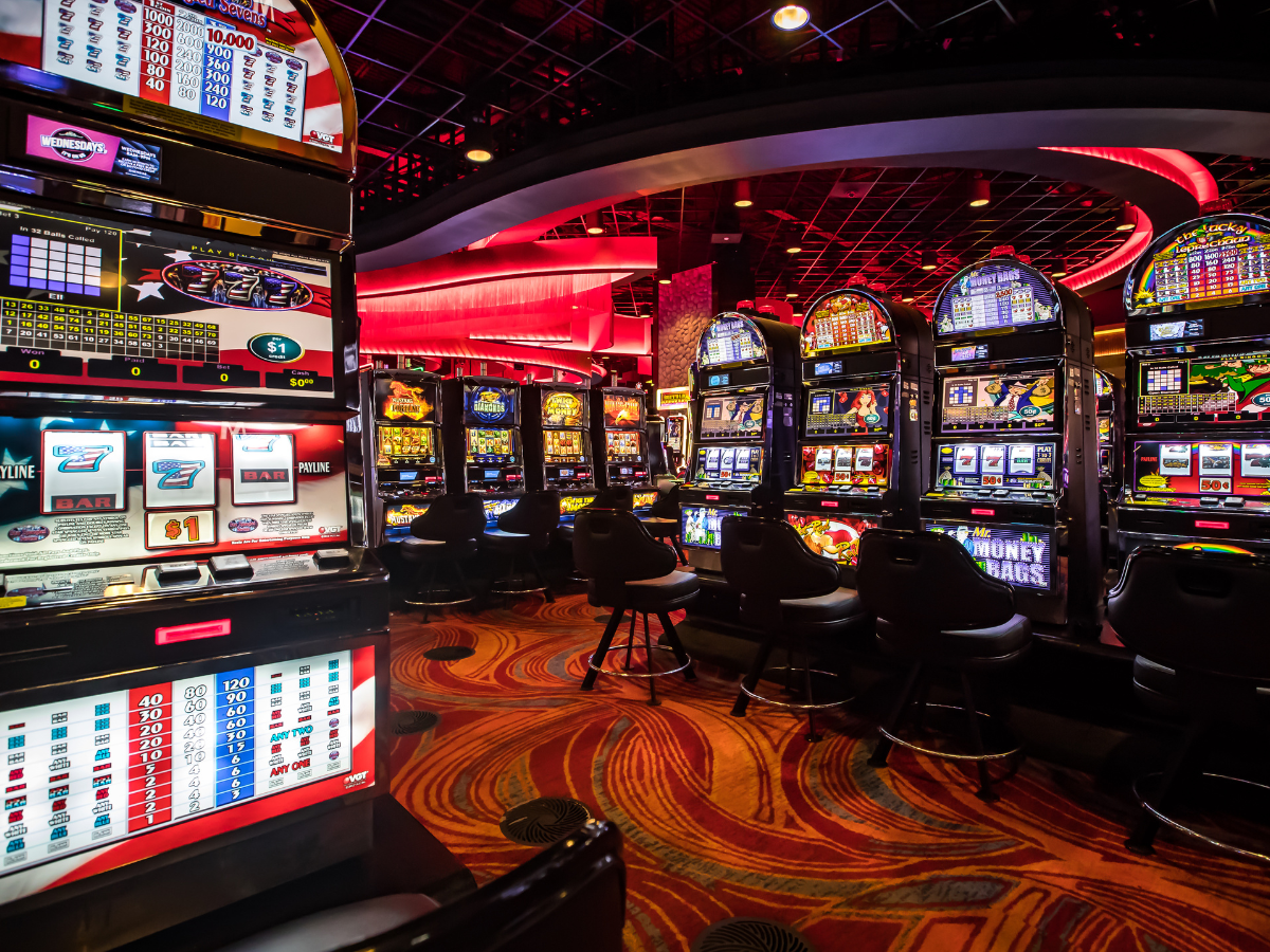 Roland Gaming Floor