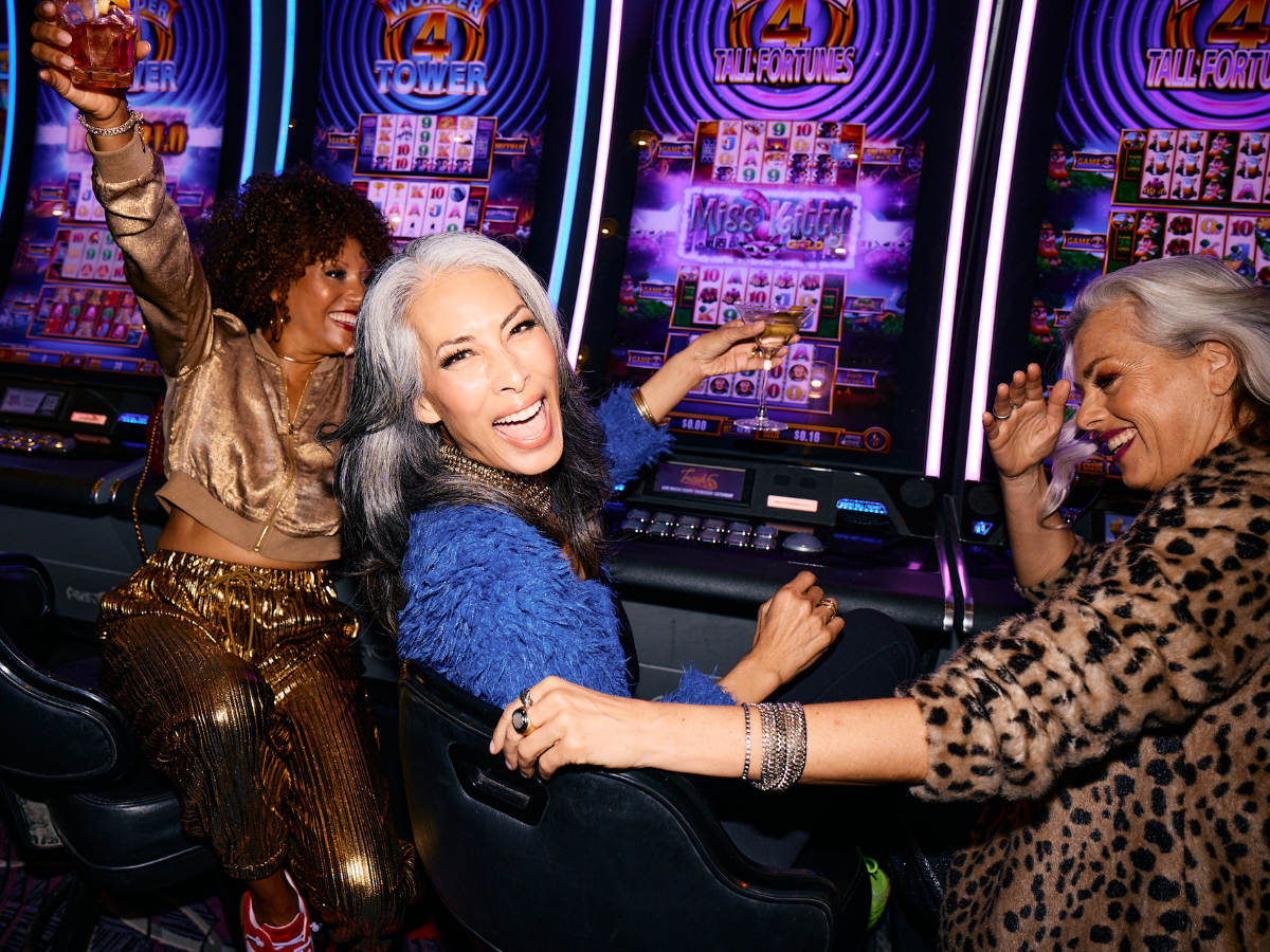Group of friends hit jackpot on slot machine