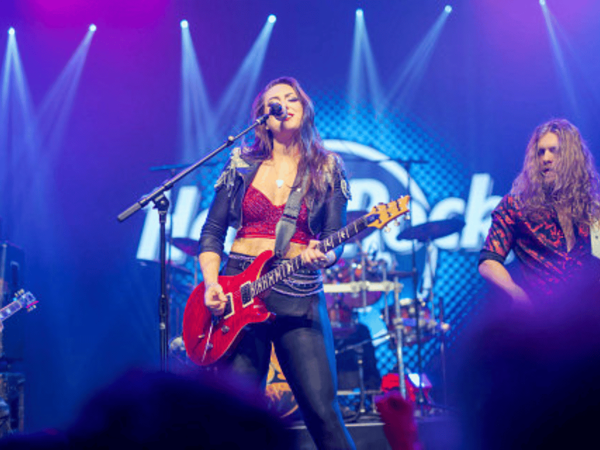 Hard Rock Live