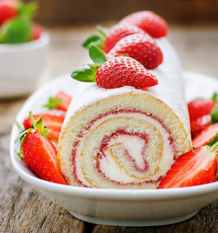 Raspberry & Cream Swiss Roll