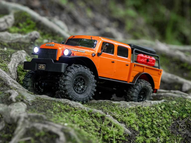 tiny rc crawler