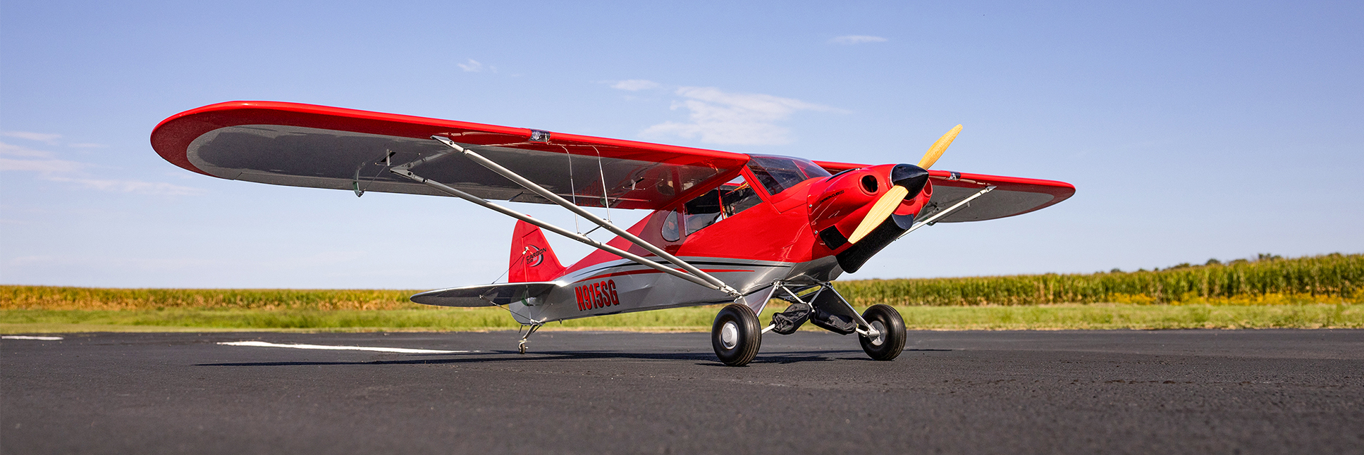 Der neue Hangar 9 Carbon Cub 15cc Der neue Hangar 9 Carbon Cub 15cc