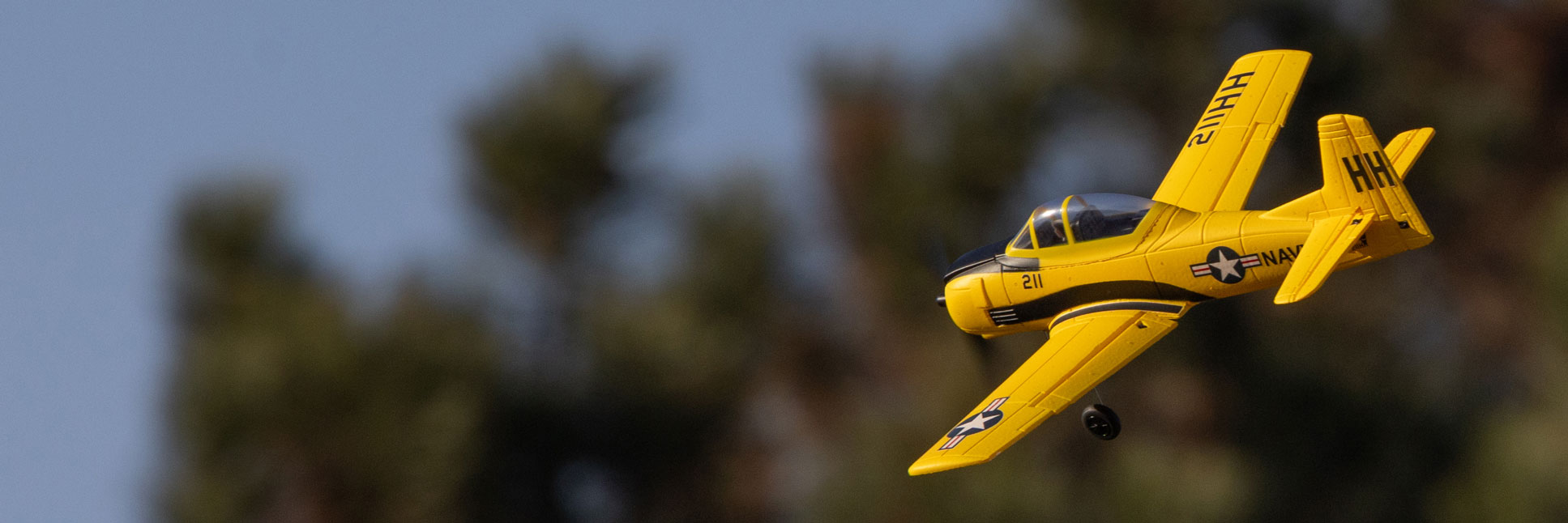 HobbyZone T-28 Trojan 450mm Ready-to-Fly RC Airplane with SAFE Technology