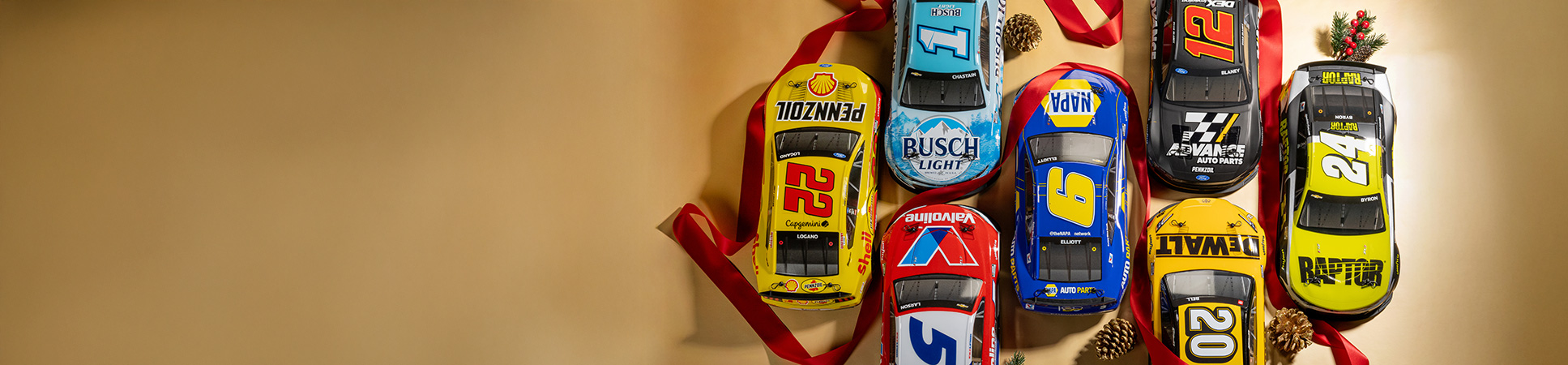 Horizon Hobby Holiday Headquarters RC Gift Guide Banner featuring the Losi NASCAR RC Race Cars with festive holiday themed background Horizon Hobby Holiday Headquarters RC Gift Guide Banner featuring the Losi NASCAR RC Race Cars with festive holiday themed background