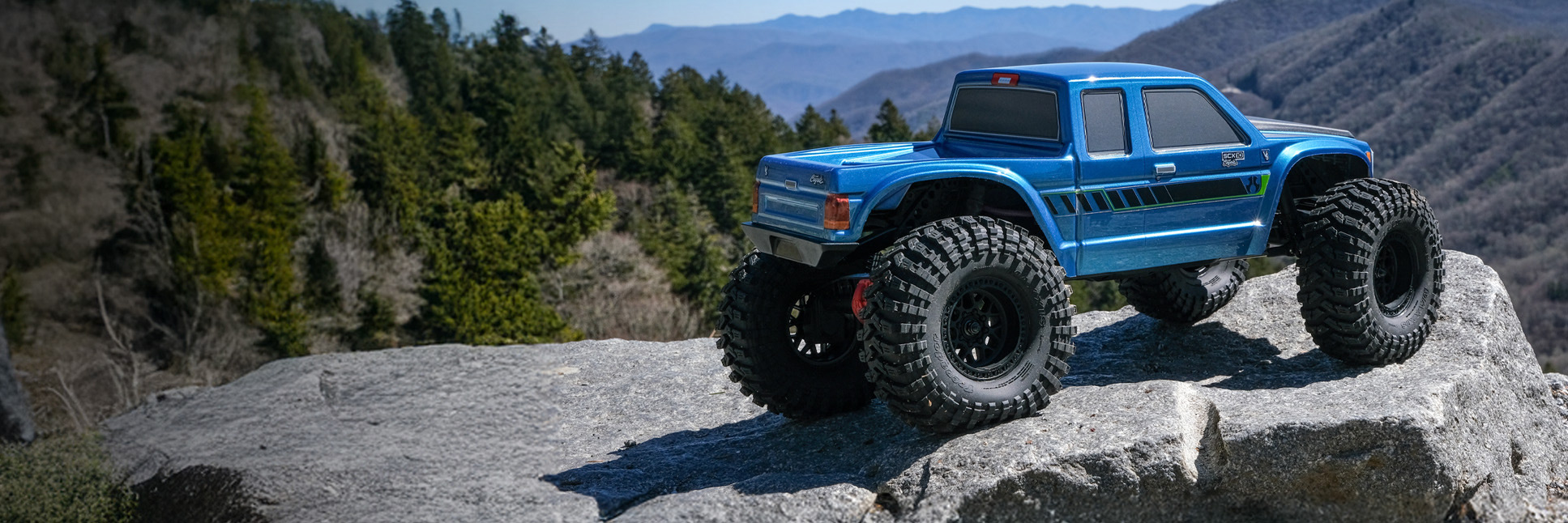 Axial 1/10 SCX10 III Coyote 4x4 Ready-to-Run RC Crawler
