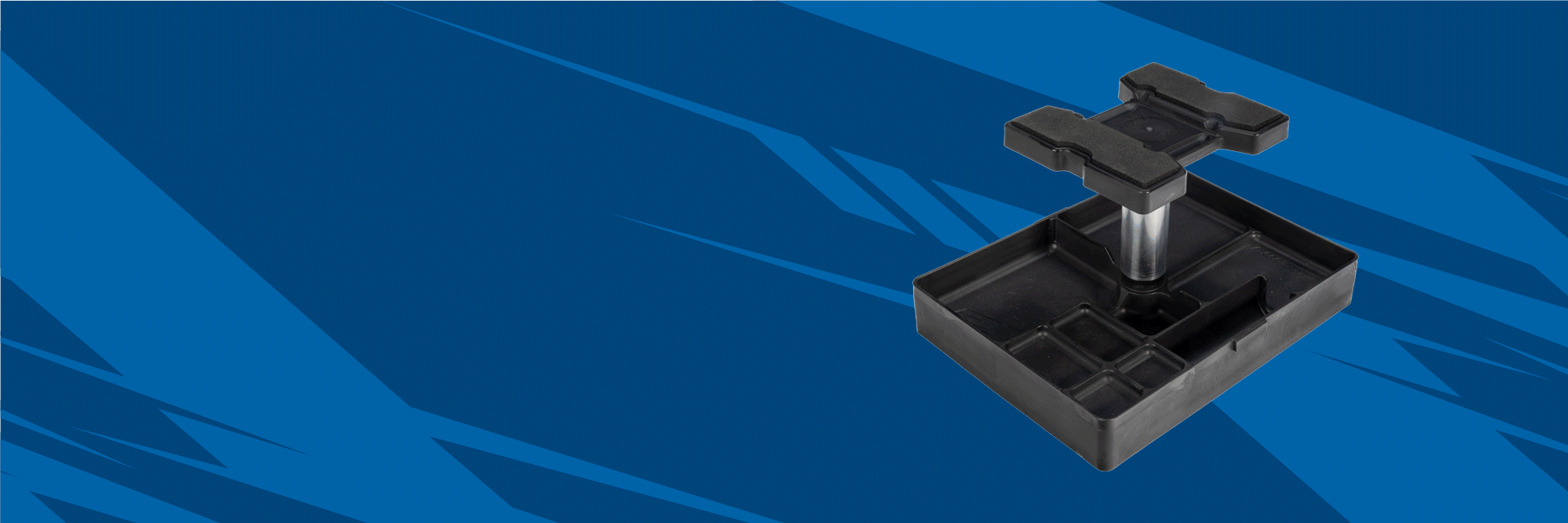 GIF of the Pro-Line Car Stand displaying different RC vehicles of varying scale sizes GIF of the Pro-Line Car Stand displaying different RC vehicles of varying scale sizes