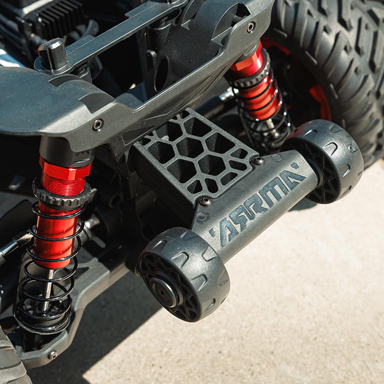 HIGH ANGLE INTEGRATED WHEELIE BAR