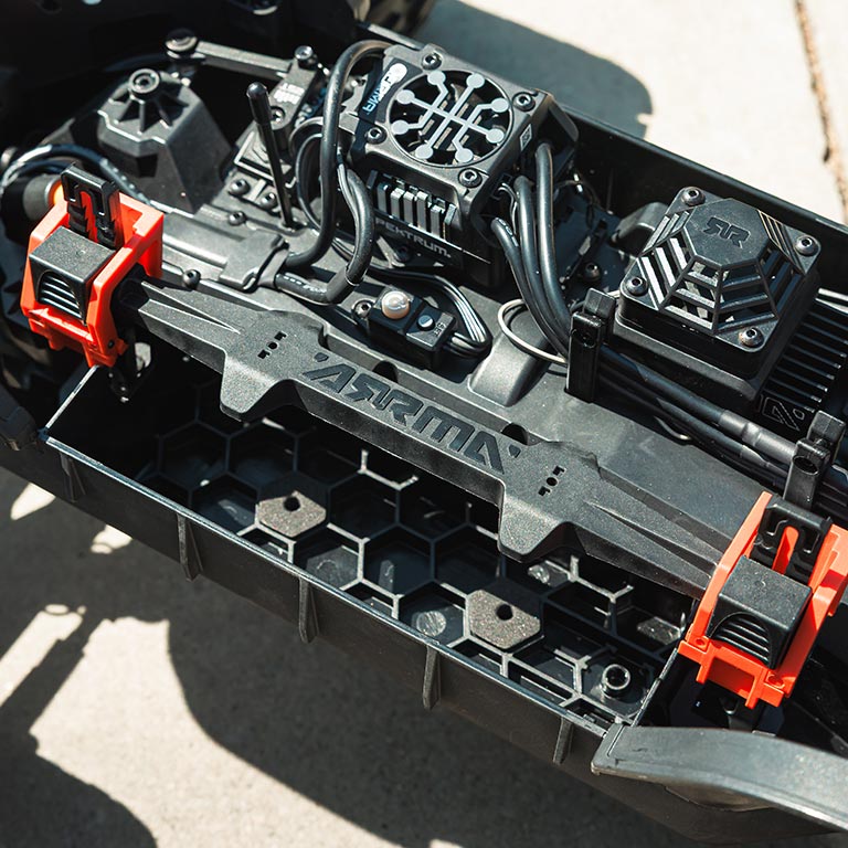 LARGE BATTERY COMPARTMENT