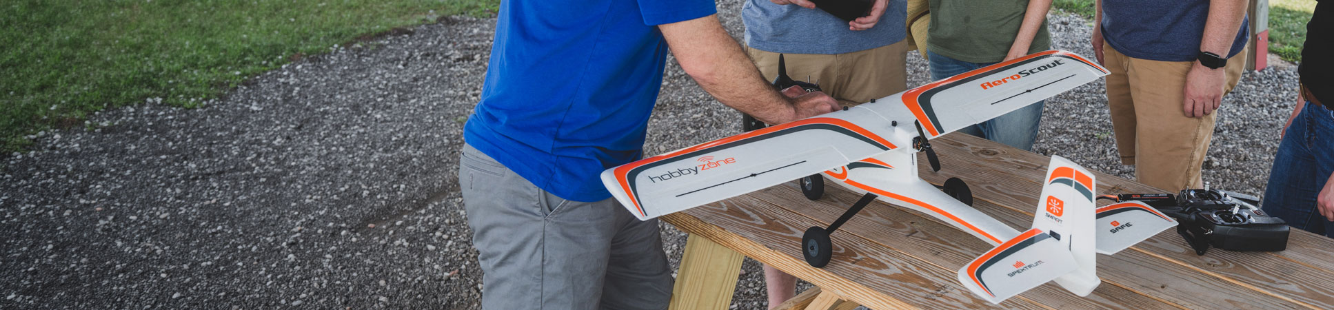 RC airplane battery install image