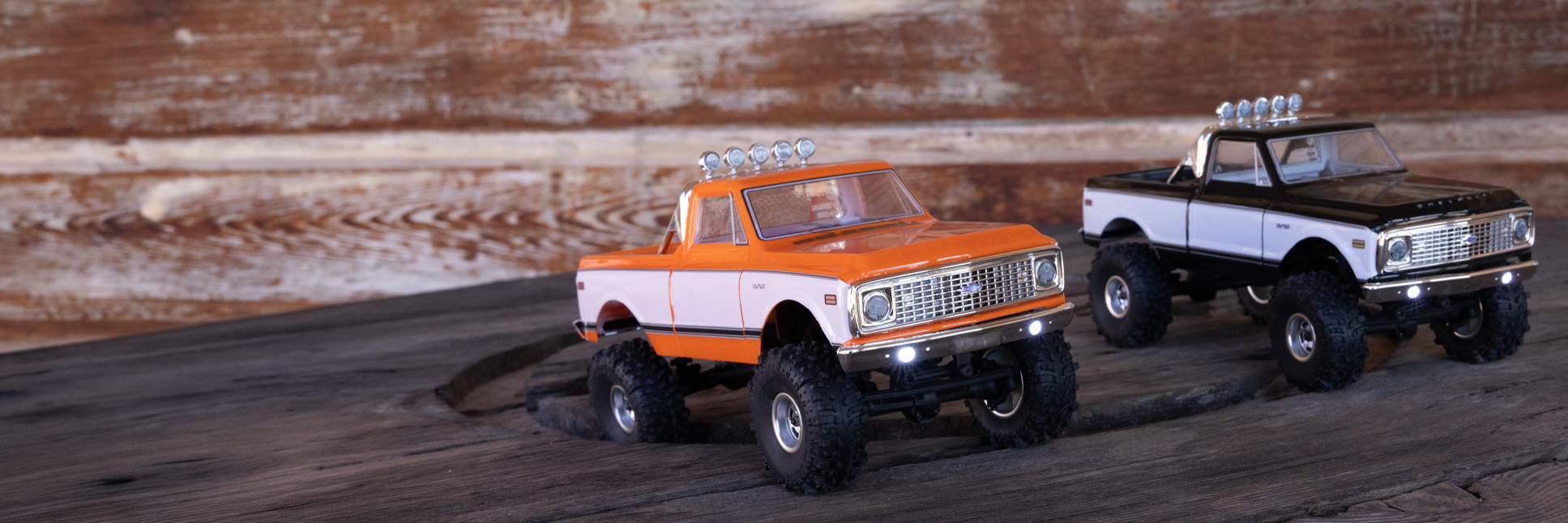 Axial 1/24 SCX24 Chevrolet C10 4X4 Ready-to-Run Brushed RC Rock Crawler