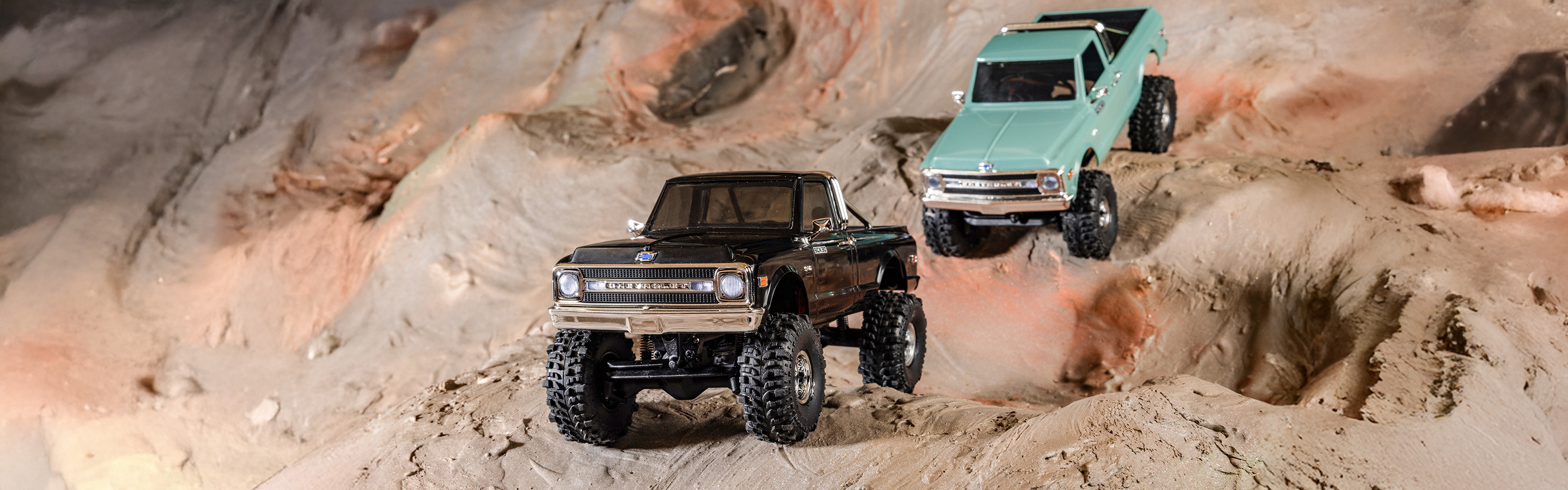  Axial 1/30 SCX30 Chevy K10 Ready-to-Run RC Crawlers