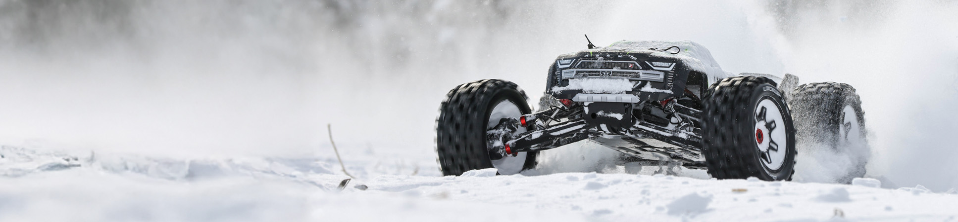 rc bashing in the snow