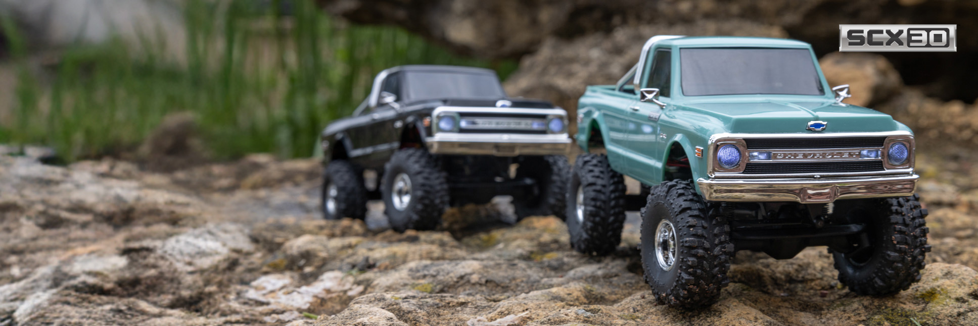  Axial 1/30 SCX30 Chevy K10 4X4 RC Truck Ready-to-Run RC Rock Crawler