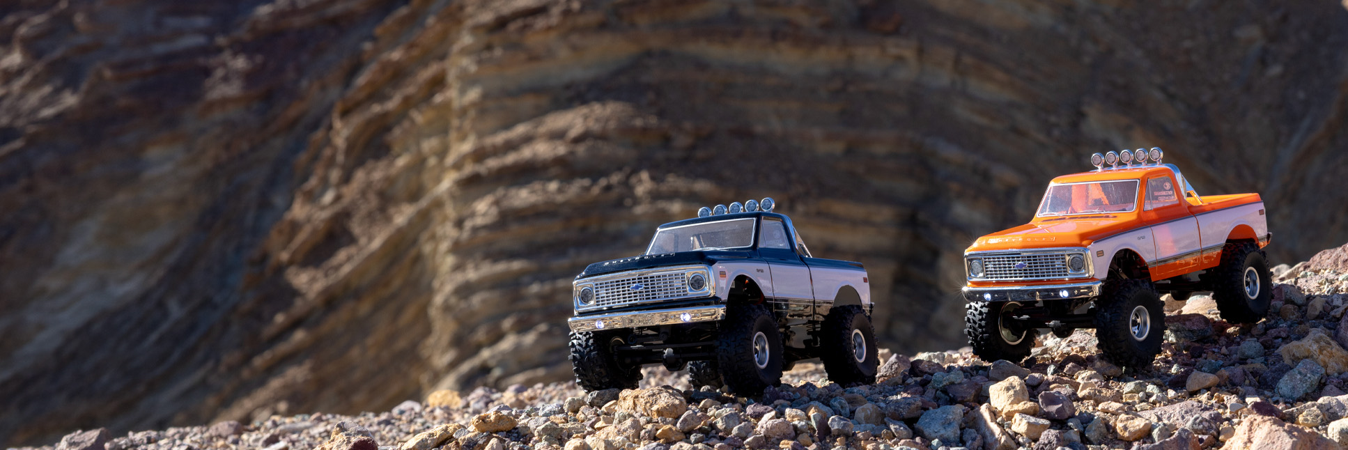 Axial 1/24 SCX24 Chevrolet C10 4X4 Ready-to-Run Brushed RC Rock Crawler