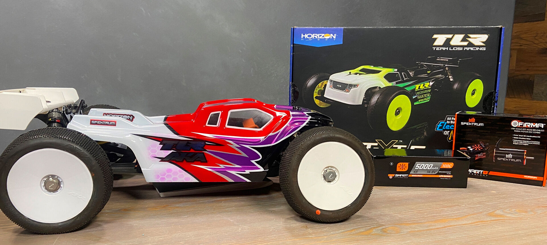 TLR 8IGHT-XTE 1/8 E-Truggy Build Summary