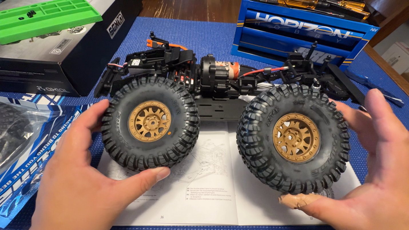 Pro-Line 1/10 Limited Edition Aztek G8 Crawler Tires