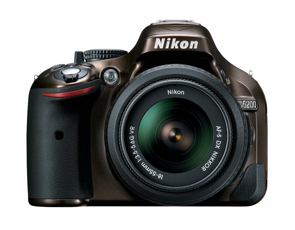 【動作確認済み】Nikon D5200 レッド ＋ 18-55mm VRレンズ Nikon デジタル一眼レフカメラ D5200 レンズキット AF-S DX
