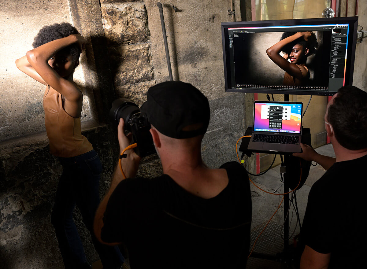 Nikon Software & Apps