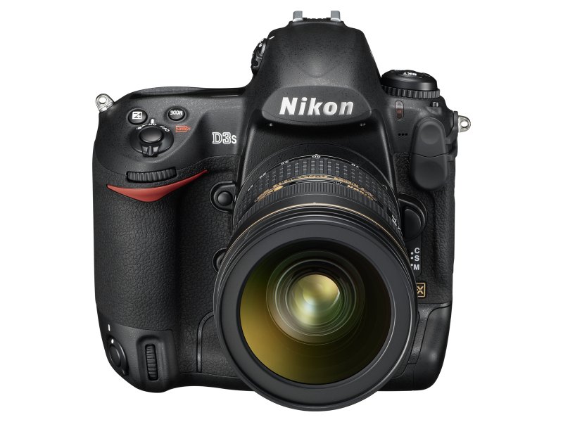 象徴的なNikon D3 – FX DSLR (2,320 回の作動!) 象徴的なNikon D3 – FX DSLR (2,320 回の作動!)