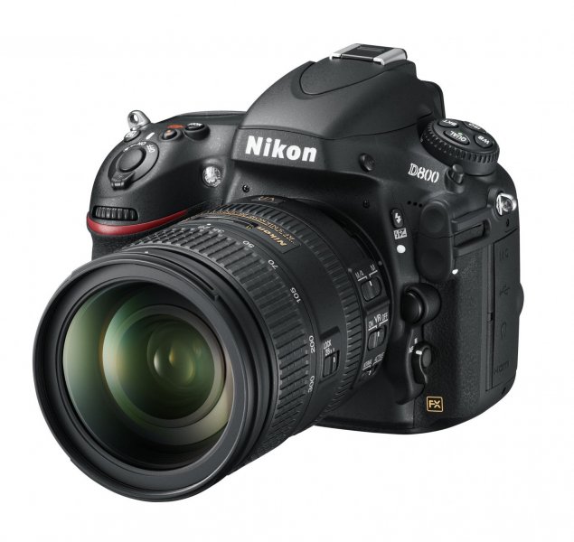 D800_28_300_front34l.JPG