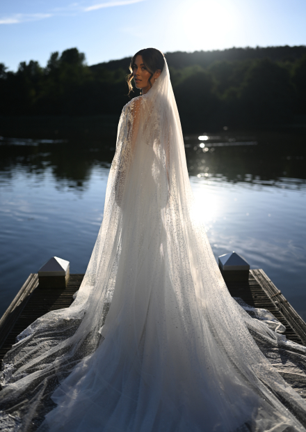 20124-bride-vertical.jpg