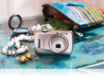 Nikon COOLPIX S01 Silver | Point & Shoot Cameras | Nikon
